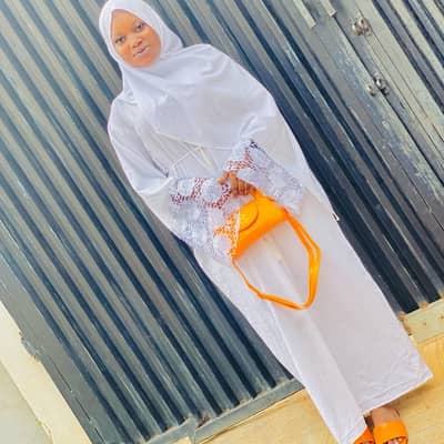 Emiola Aishat