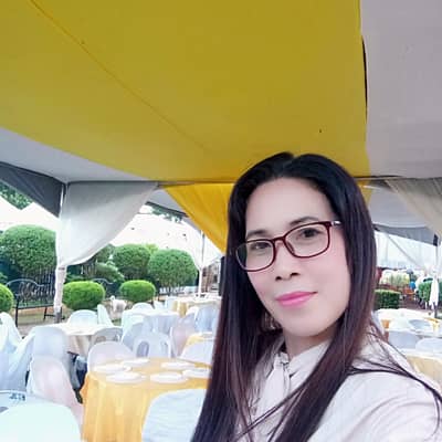 Naina J Abang