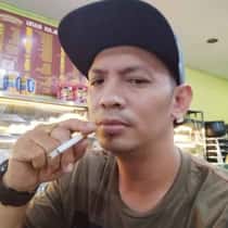 daus