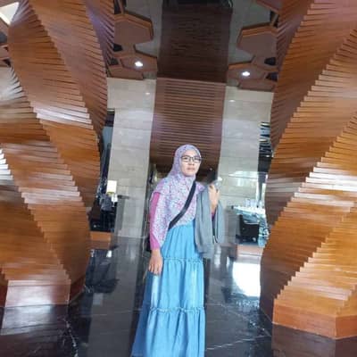 Nur