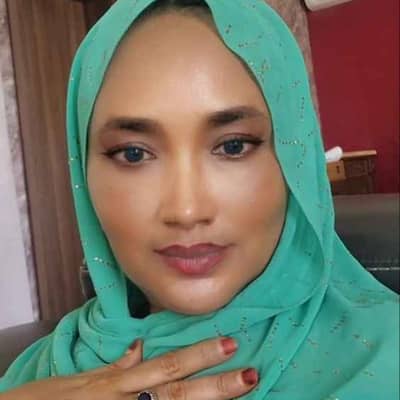 zuhra anwar